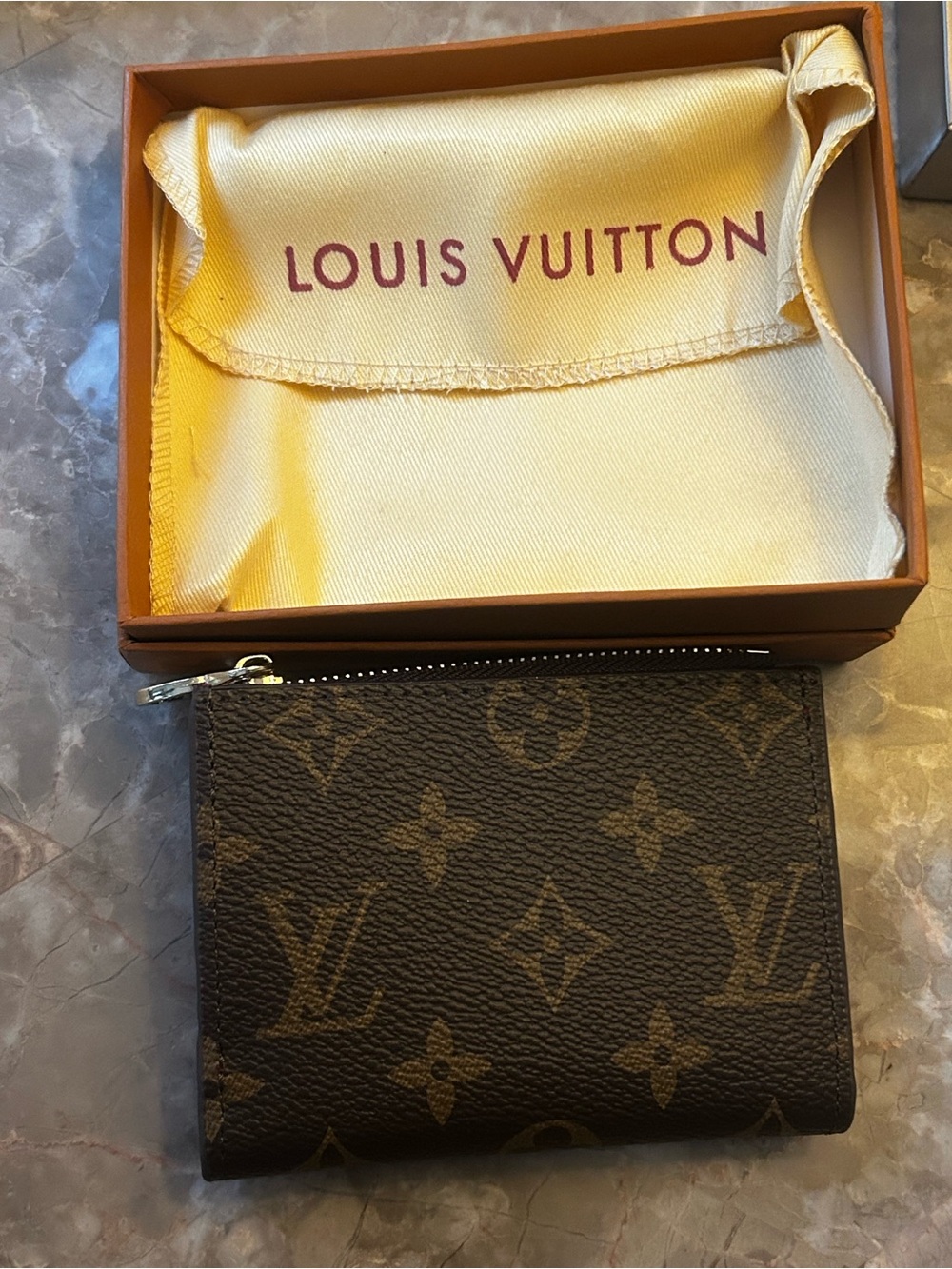 Monogram Canvas Zip Card Holder - Dark Brown